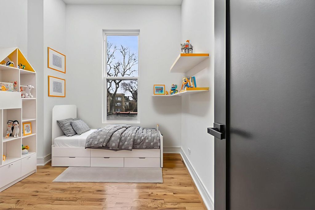 Image 31 of property listing at 5141 S Wabash Avenue, Chicago, IL 60615