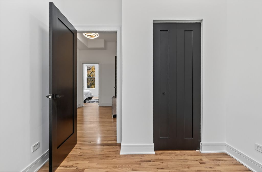 Image 33 of property listing at 5141 S Wabash Avenue, Chicago, IL 60615