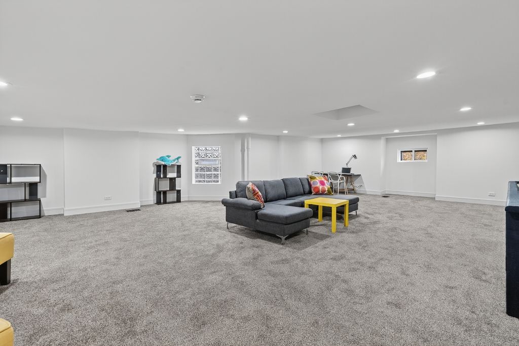 Image 34 of property listing at 5141 S Wabash Avenue, Chicago, IL 60615