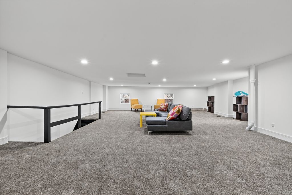 Image 35 of property listing at 5141 S Wabash Avenue, Chicago, IL 60615