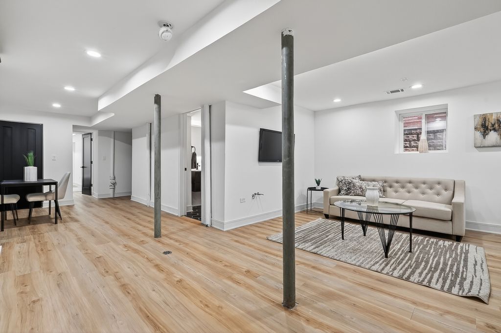 Image 38 of property listing at 5141 S Wabash Avenue, Chicago, IL 60615
