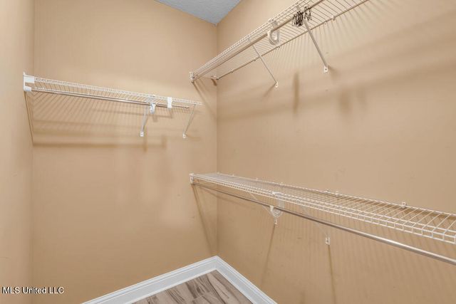 62 Tantallon Drive, Ocean Springs, MS 39564