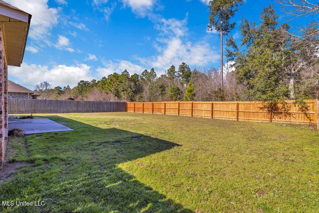 62 Tantallon Drive, Ocean Springs, MS 39564