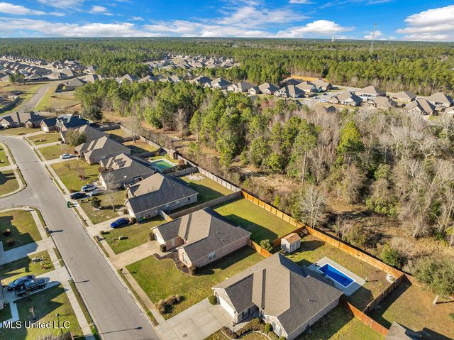 62 Tantallon Drive, Ocean Springs, MS 39564