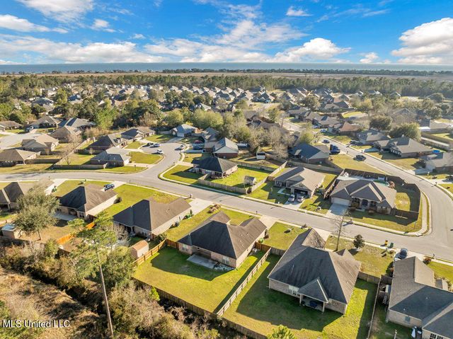 62 Tantallon Drive, Ocean Springs, MS 39564