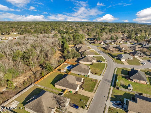 62 Tantallon Drive, Ocean Springs, MS 39564