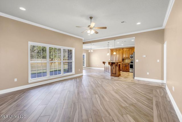 62 Tantallon Drive, Ocean Springs, MS 39564