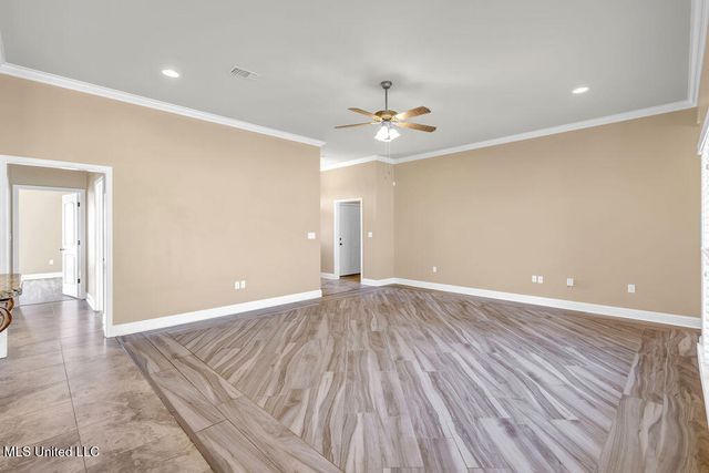 62 Tantallon Drive, Ocean Springs, MS 39564