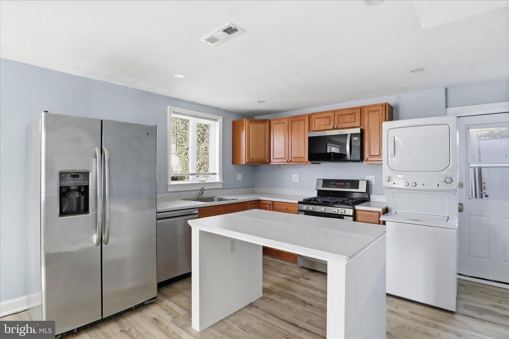 5415 8TH ST S, Arlington, VA 22204