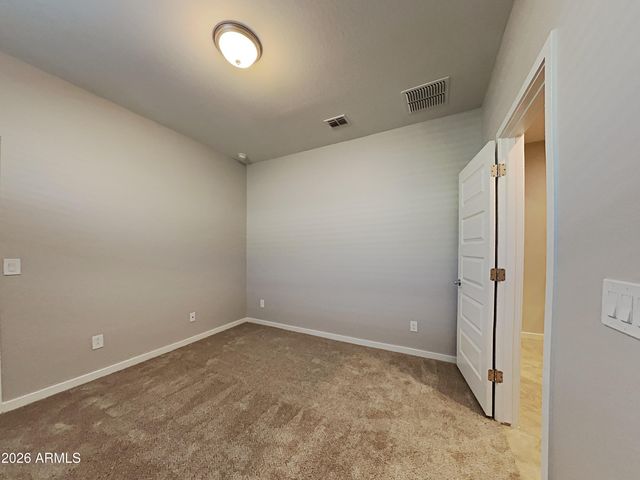 439 W TENIA Trail, San Tan Valley, AZ 85140