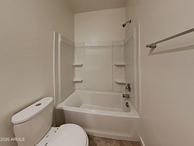 439 W TENIA Trail, San Tan Valley, AZ 85140