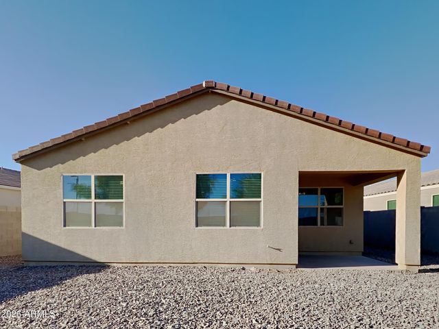 439 W TENIA Trail, San Tan Valley, AZ 85140