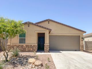 439 W TENIA Trail, San Tan Valley, AZ 85140