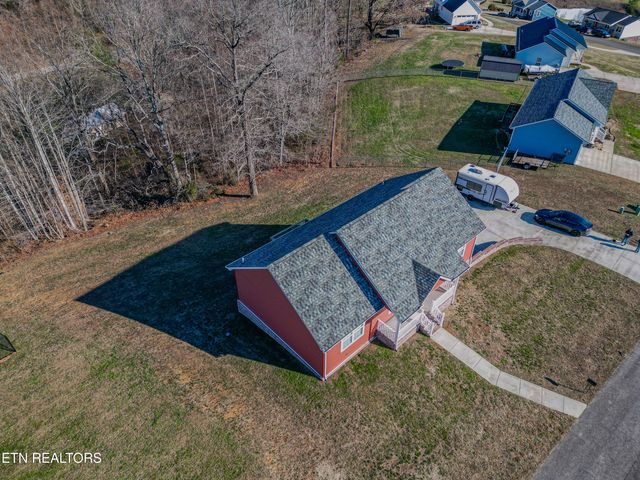 194 Pleasant Ridge Lane, Bean Station, TN 37708