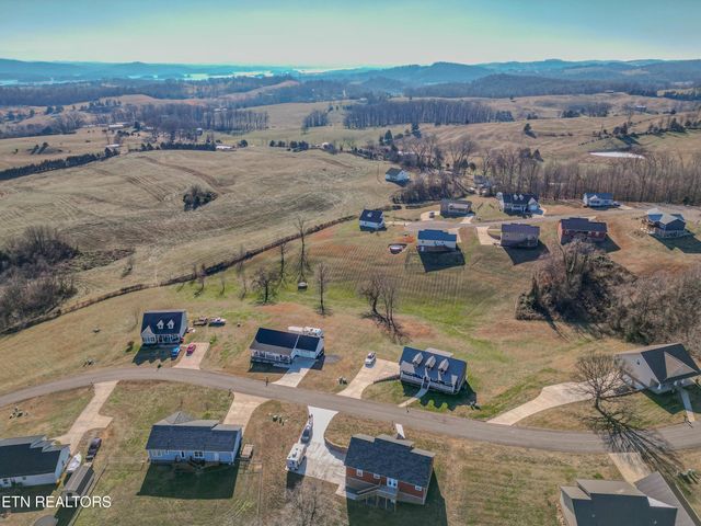194 Pleasant Ridge Lane, Bean Station, TN 37708