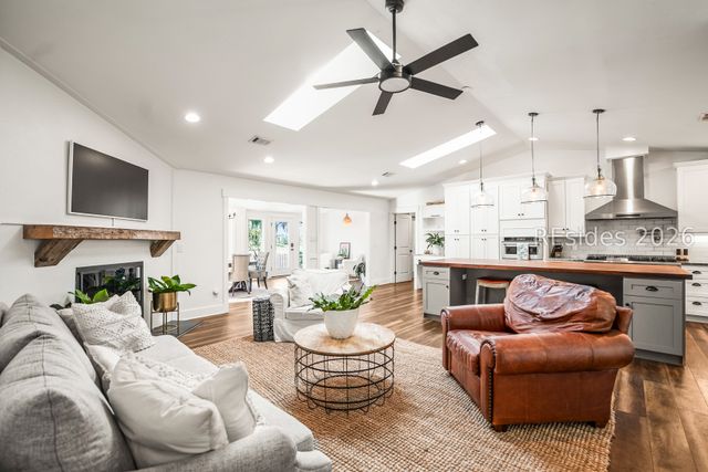 2255 Plantation Dr, Beaufort, SC 29902