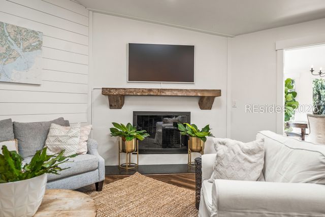 2255 Plantation Dr, Beaufort, SC 29902