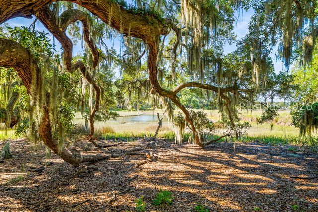 2255 Plantation Dr, Beaufort, SC 29902
