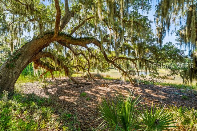 2255 Plantation Dr, Beaufort, SC 29902