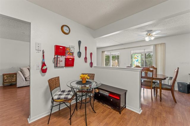 5300 DOVER VILLAGE LANE 4, Orlando, FL 32812