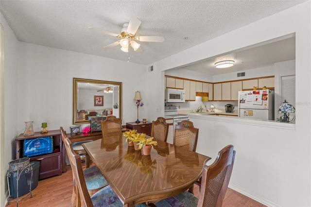 5300 DOVER VILLAGE LANE 4, Orlando, FL 32812