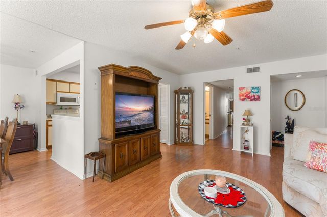 5300 DOVER VILLAGE LANE 4, Orlando, FL 32812