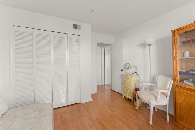 5300 DOVER VILLAGE LANE 4, Orlando, FL 32812