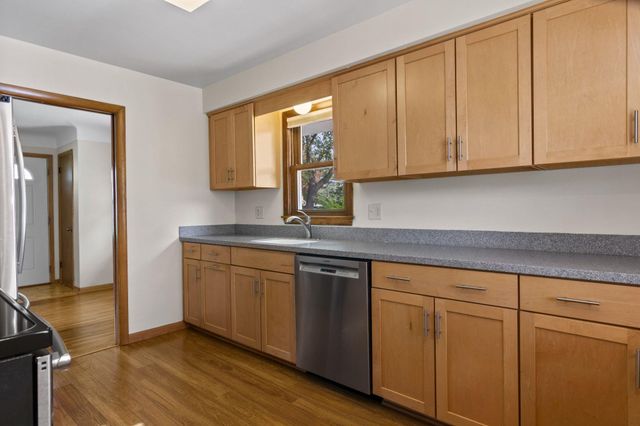 8308 Dupont Avenue S, Bloomington, MN 55420