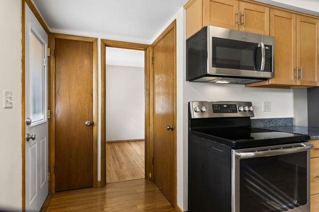 8308 Dupont Avenue S, Bloomington, MN 55420