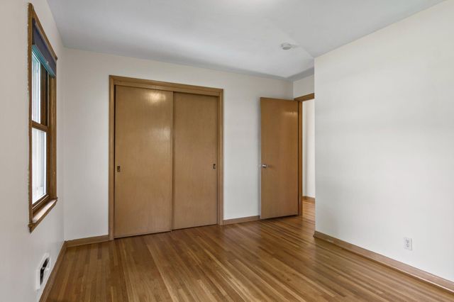 8308 Dupont Avenue S, Bloomington, MN 55420