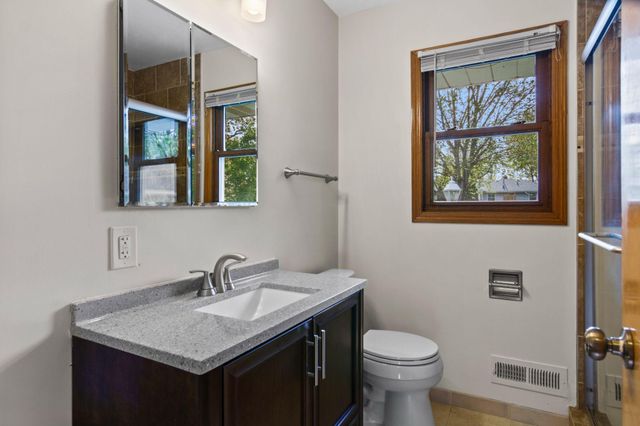 8308 Dupont Avenue S, Bloomington, MN 55420