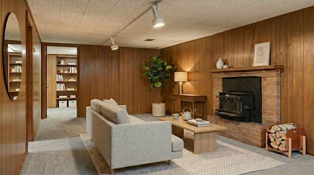 8308 Dupont Avenue S, Bloomington, MN 55420