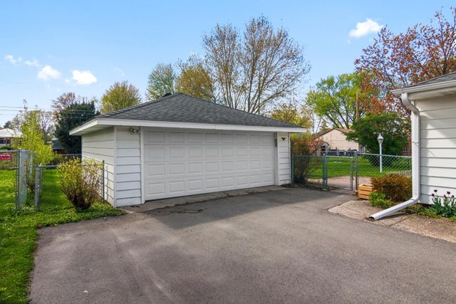 8308 Dupont Avenue S, Bloomington, MN 55420