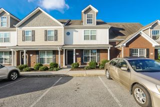 3002 Rg Buchanan Dr, La Vergne, TN 37086