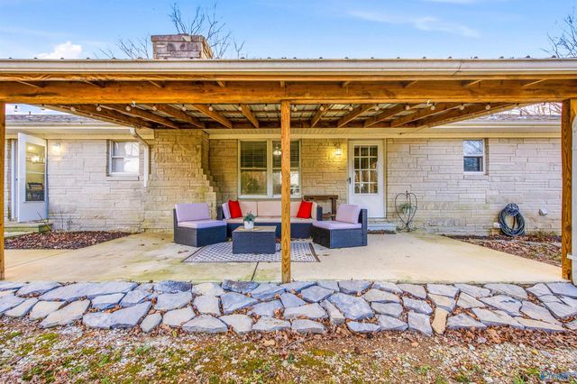 10070 Hardaway Hills Road, Athens, AL 35614