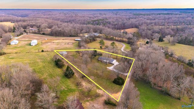 10070 Hardaway Hills Road, Athens, AL 35614