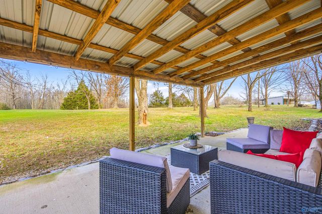 10070 Hardaway Hills Road, Athens, AL 35614