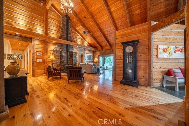 15900 El Camino Robles, Redding, CA 96001