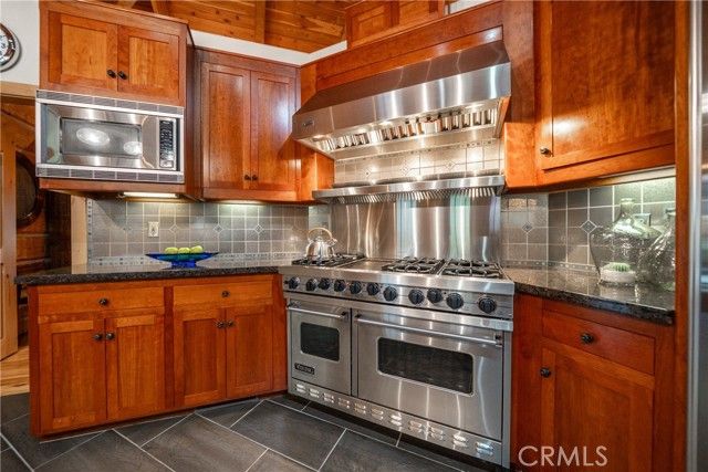 15900 El Camino Robles, Redding, CA 96001