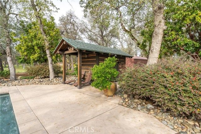 15900 El Camino Robles, Redding, CA 96001