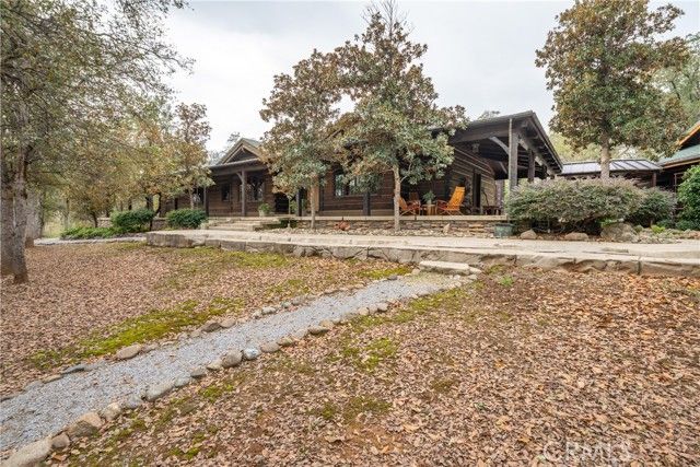 15900 El Camino Robles, Redding, CA 96001