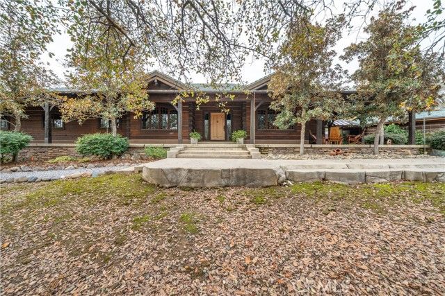 15900 El Camino Robles, Redding, CA 96001