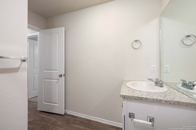 2850 BROGAN CRK, New Braunfels, TX 78130