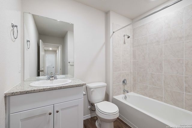 2850 BROGAN CRK, New Braunfels, TX 78130