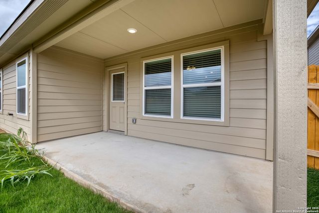 2850 BROGAN CRK, New Braunfels, TX 78130
