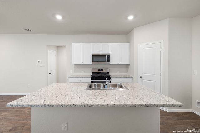 2850 BROGAN CRK, New Braunfels, TX 78130