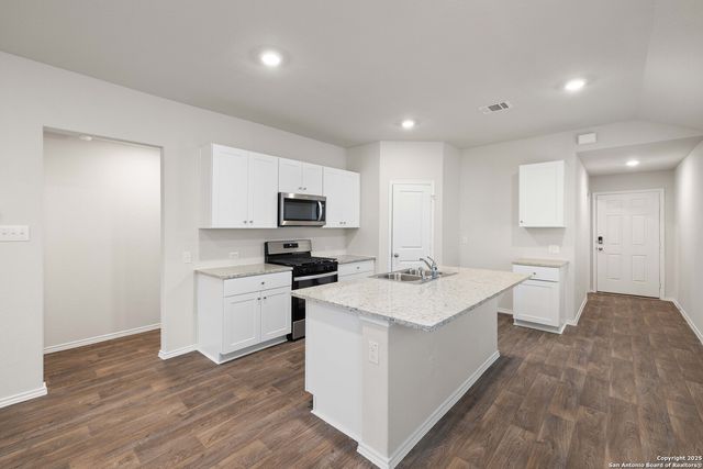 2850 BROGAN CRK, New Braunfels, TX 78130