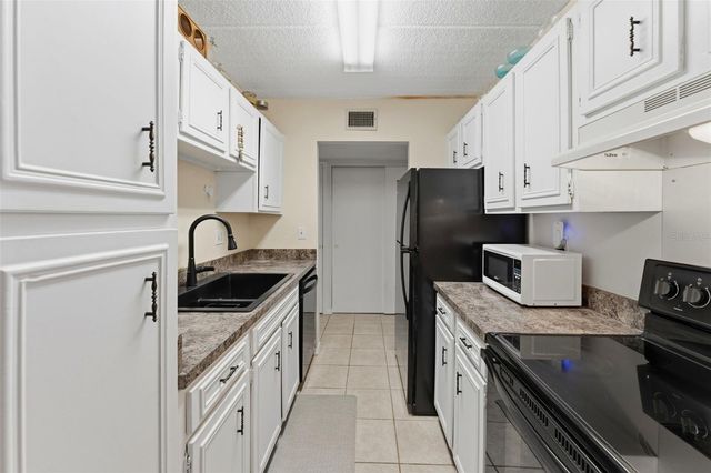 3325 BAYSHORE BOULEVARD E22, Tampa, FL 33629