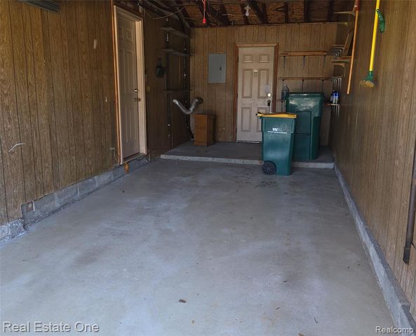 34073 Mcbride Street, Romulus, MI 48174
