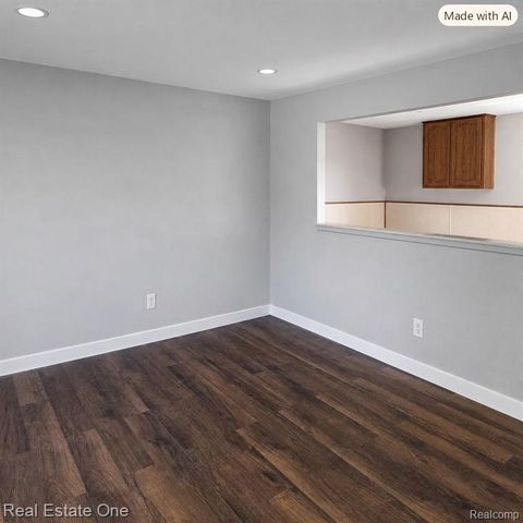 34073 Mcbride Street, Romulus, MI 48174